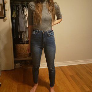 HIGH WAIST Jeans